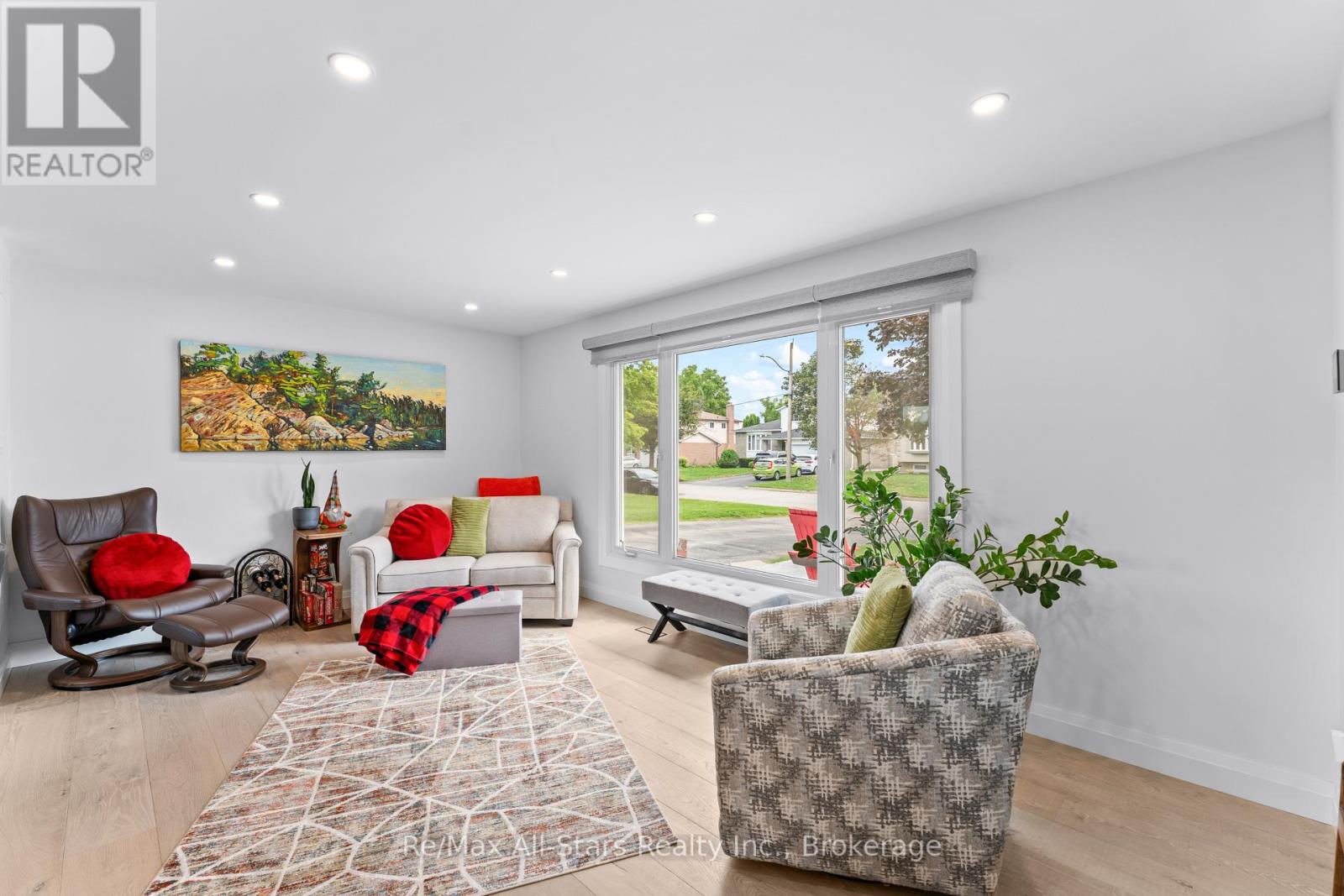 36 Edgewood Drive, Kawartha Lakes (Lindsay), Ontario  K9V 4W4 - Photo 7 - X13663286