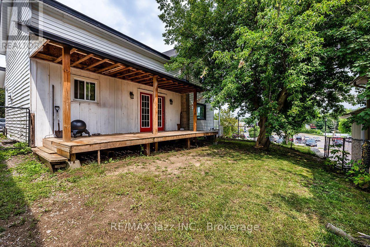7 Union Street, Cavan Monaghan (Millbrook Village), Ontario  L0A 1G0 - Photo 25 - X13663342