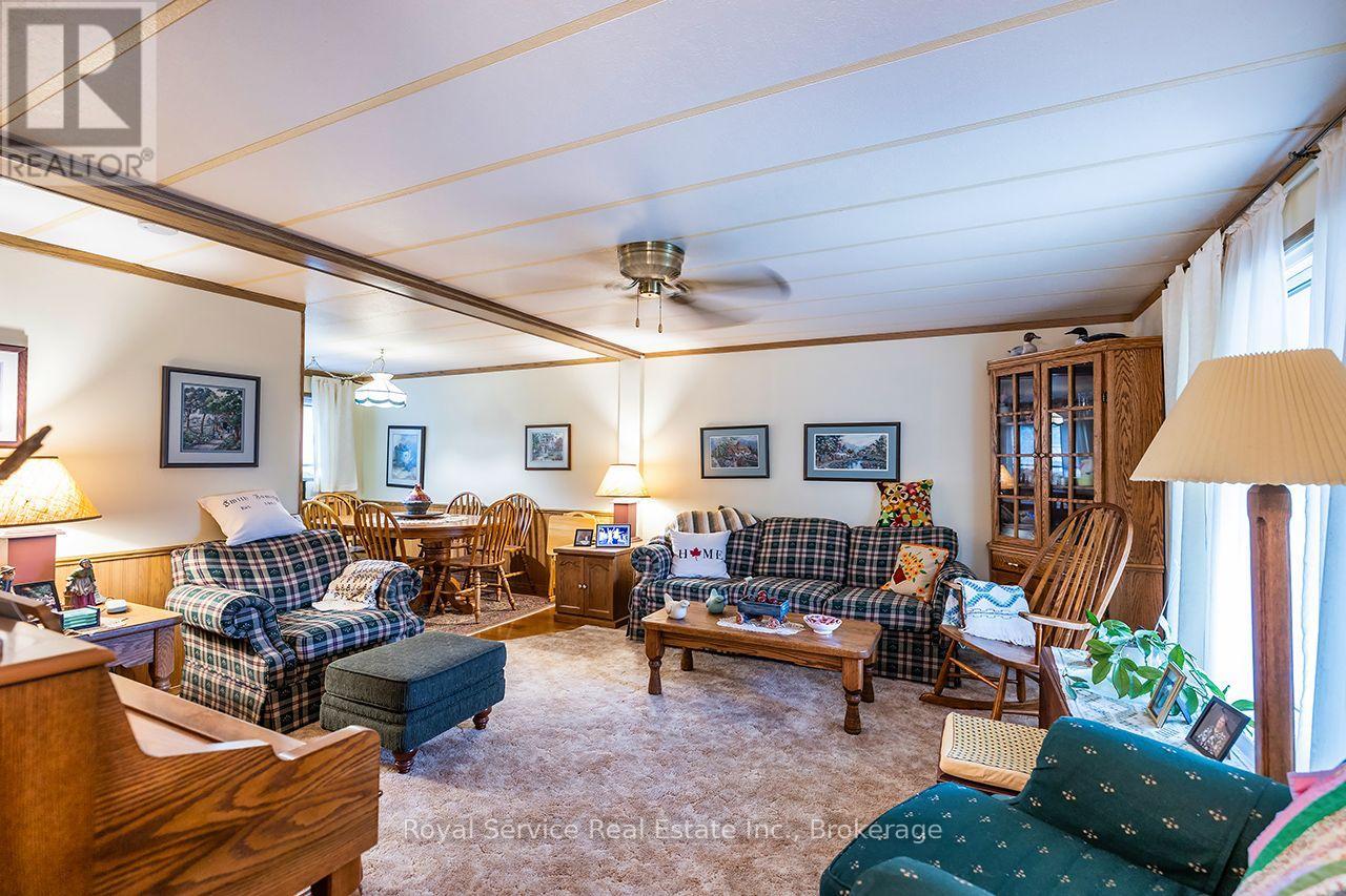 16 Vista Drive, Kawartha Lakes (Lindsay), Ontario  K9V 0H7 - Photo 4 - X13663808