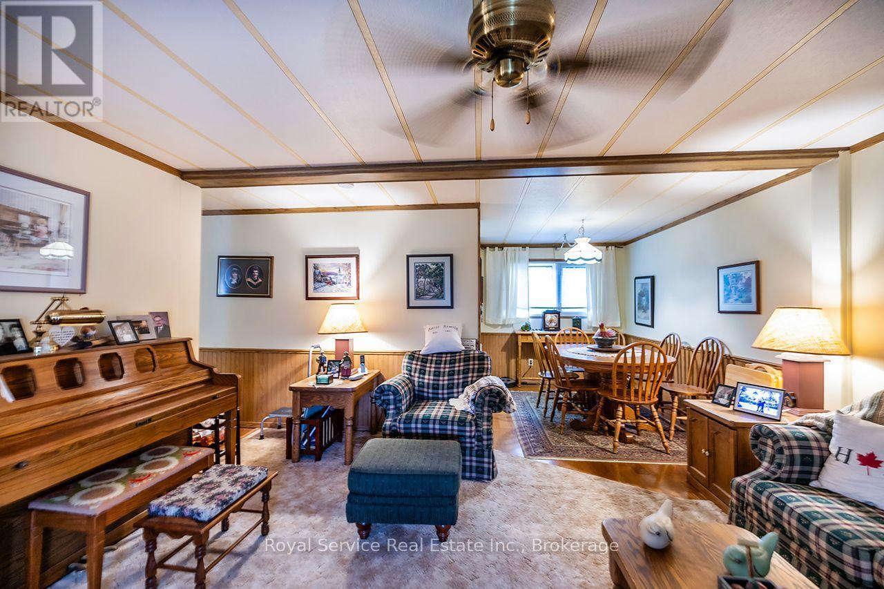 16 Vista Drive, Kawartha Lakes (Lindsay), Ontario  K9V 0H7 - Photo 5 - X13663808