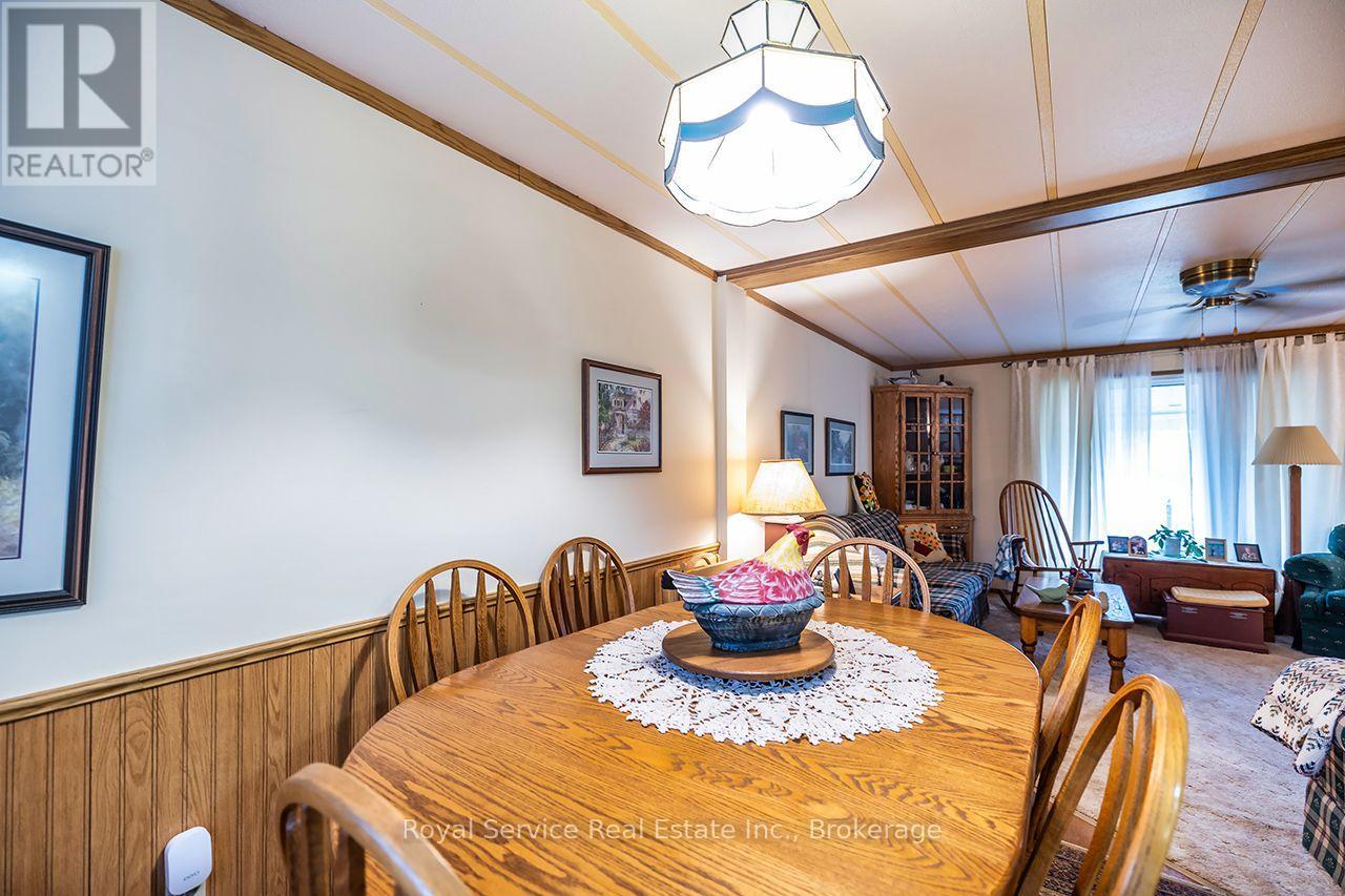 16 Vista Drive, Kawartha Lakes (Lindsay), Ontario  K9V 0H7 - Photo 8 - X13663808