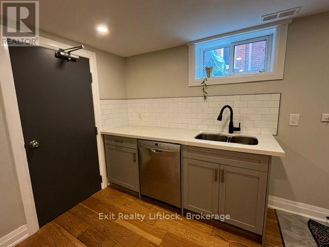 Basement - 450 Weller Street, Peterborough (Town Ward 3), Ontario  K9H 2N6 - Photo 2 - X13663916