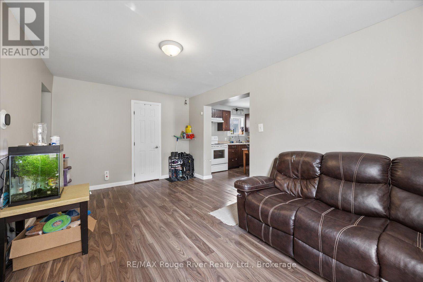 79 Parkhill Road W, Peterborough (Town Ward 3), Ontario  K9H 3G7 - Photo 10 - X13664066