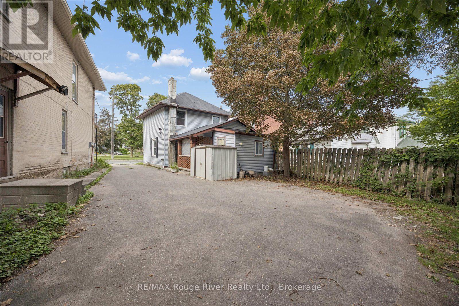 79 Parkhill Road W, Peterborough (Town Ward 3), Ontario  K9H 3G7 - Photo 24 - X13664066