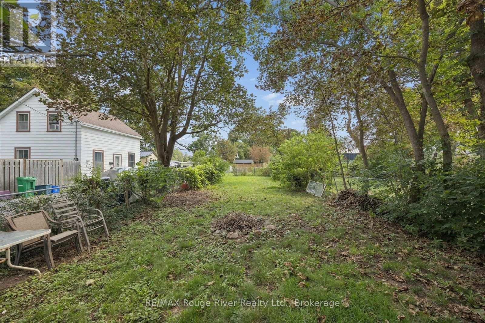 79 Parkhill Road W, Peterborough (Town Ward 3), Ontario  K9H 3G7 - Photo 27 - X13664066