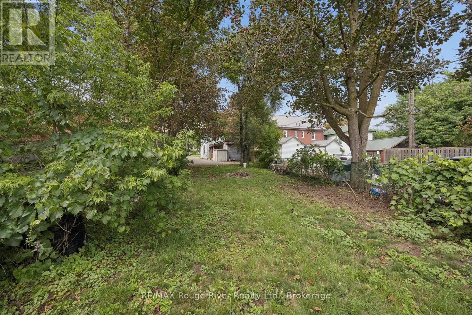 79 Parkhill Road W, Peterborough (Town Ward 3), Ontario  K9H 3G7 - Photo 28 - X13664066