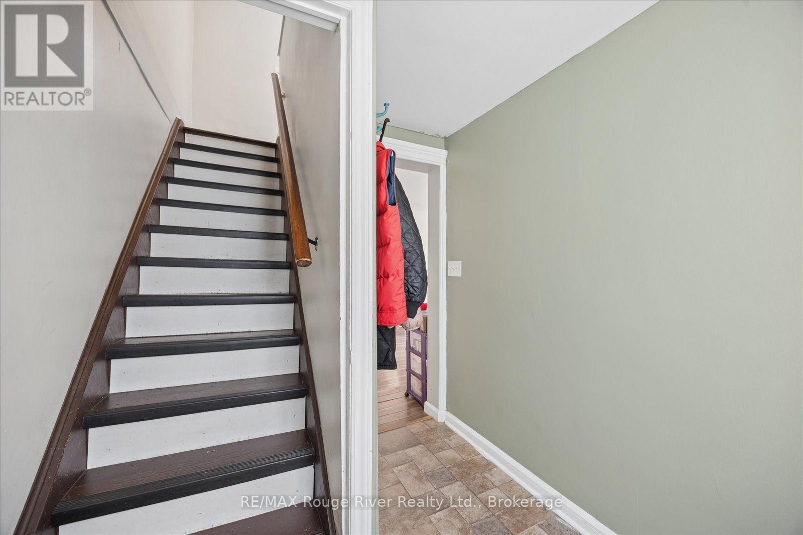 79 Parkhill Road W, Peterborough (Town Ward 3), Ontario  K9H 3G7 - Photo 7 - X13664066