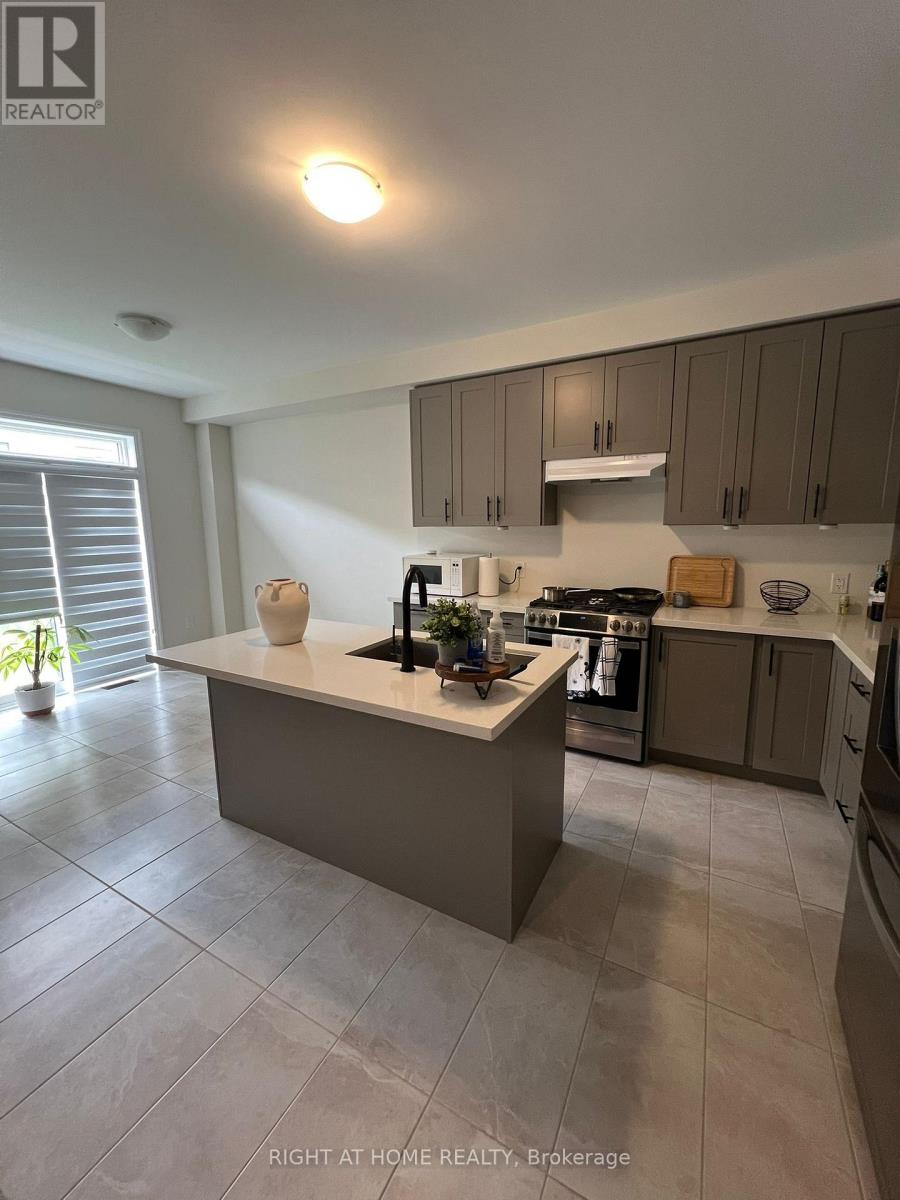 30 Northrop Avenue, Clarington (Newcastle), Ontario  L1B 0W7 - Photo 17 - E13664824