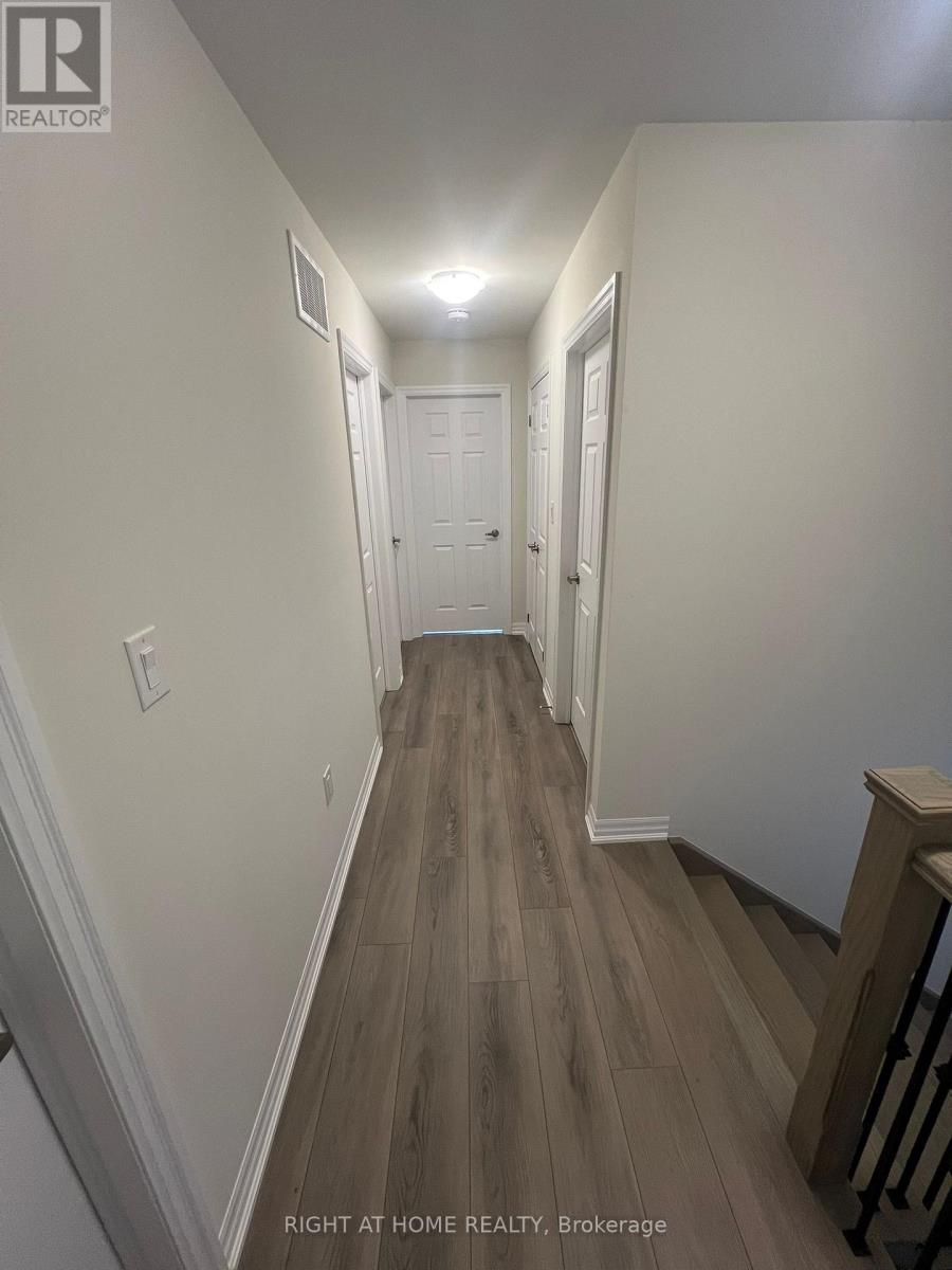 30 Northrop Avenue, Clarington (Newcastle), Ontario  L1B 0W7 - Photo 3 - E13664824