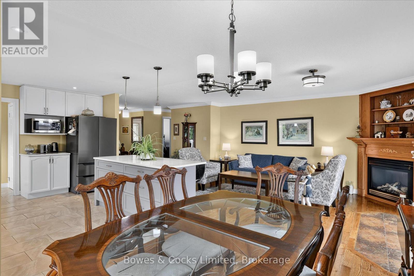 19 Lori Boulevard, Kawartha Lakes (Lindsay), Ontario  K9V 6B6 - Photo 12 - X13665782