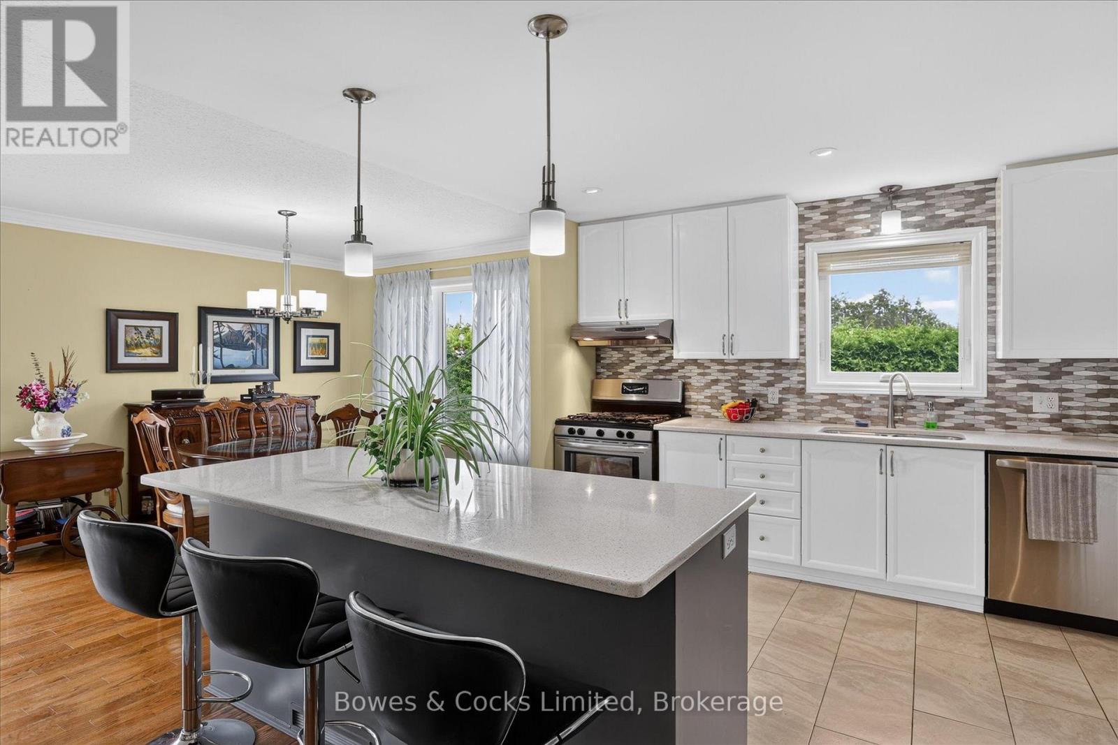 19 Lori Boulevard, Kawartha Lakes (Lindsay), Ontario  K9V 6B6 - Photo 17 - X13665782
