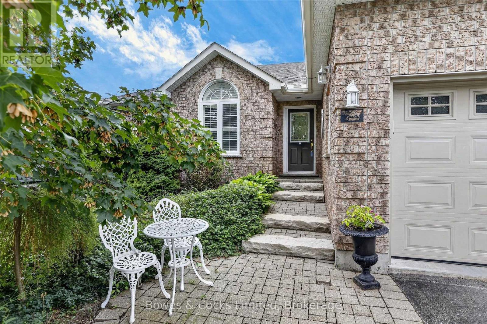 19 Lori Boulevard, Kawartha Lakes (Lindsay), Ontario  K9V 6B6 - Photo 5 - X13665782