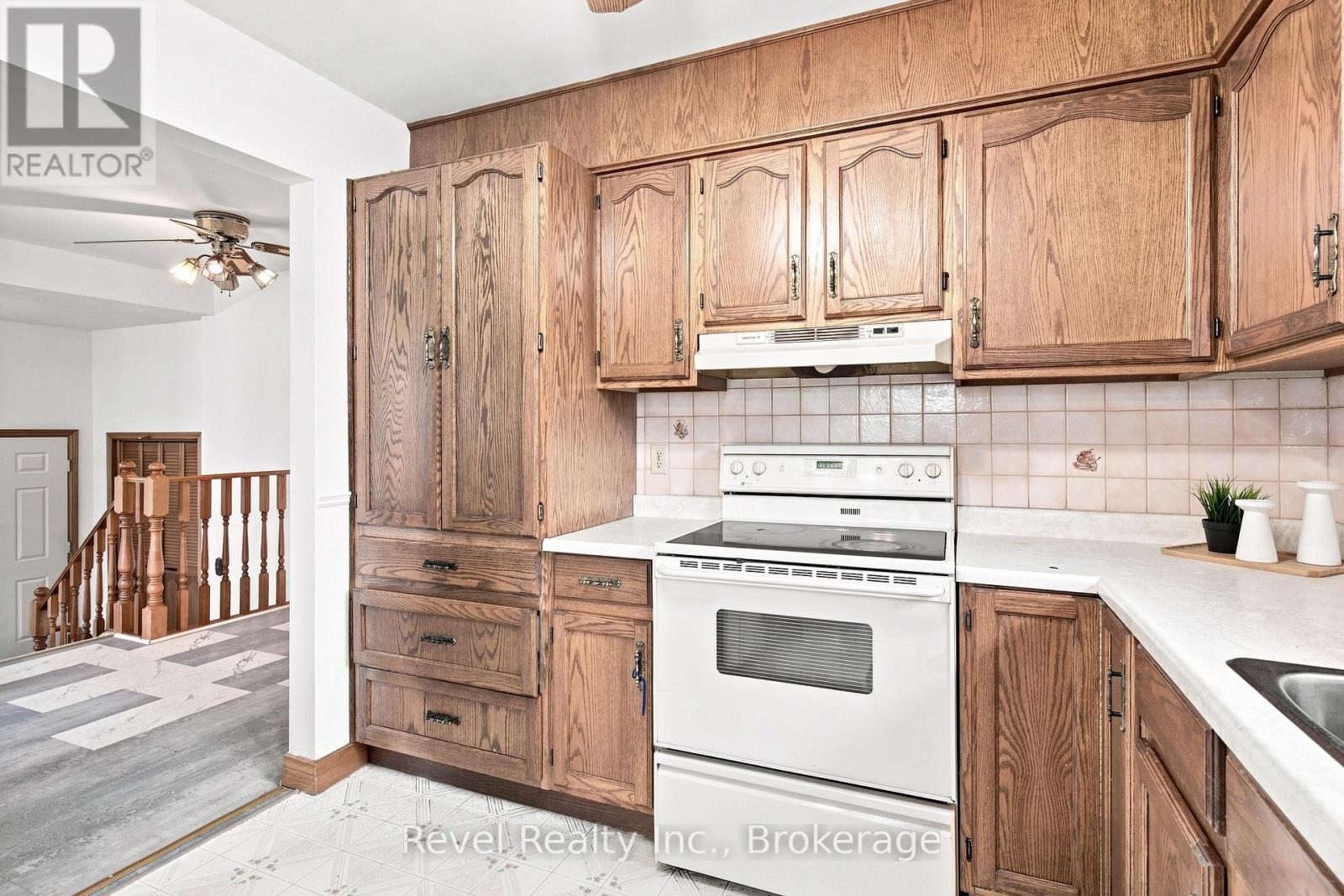 43 Wilson Avenue, Kawartha Lakes (Lindsay), Ontario  K9V 5S3 - Photo 16 - X13665946