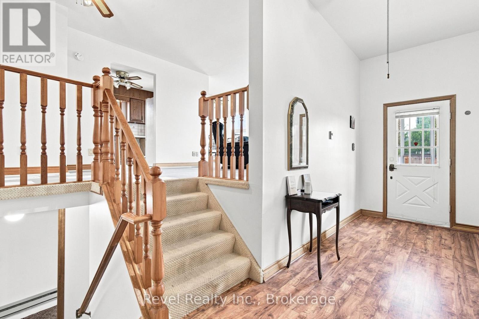 43 Wilson Avenue, Kawartha Lakes (Lindsay), Ontario  K9V 5S3 - Photo 5 - X13665946