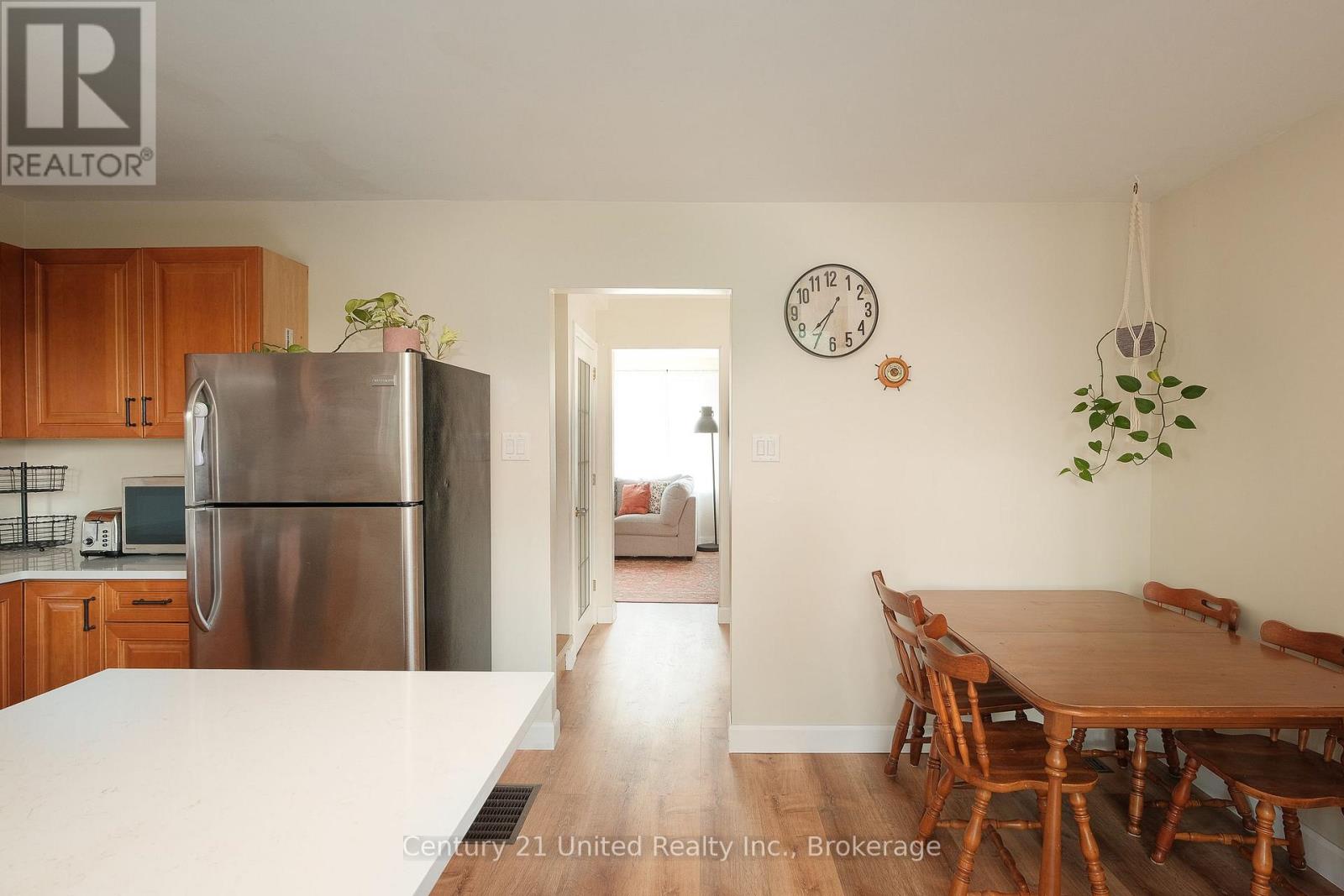 922 Webber Avenue, Peterborough (Otonabee Ward 1), Ontario  K9J 5Y1 - Photo 10 - X13666122