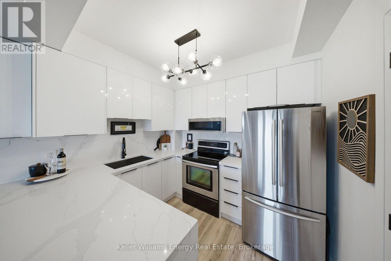 308 - 395 Lakebreeze Drive, Clarington (Newcastle), Ontario  L1B 0A5 - Photo 19 - E13666452