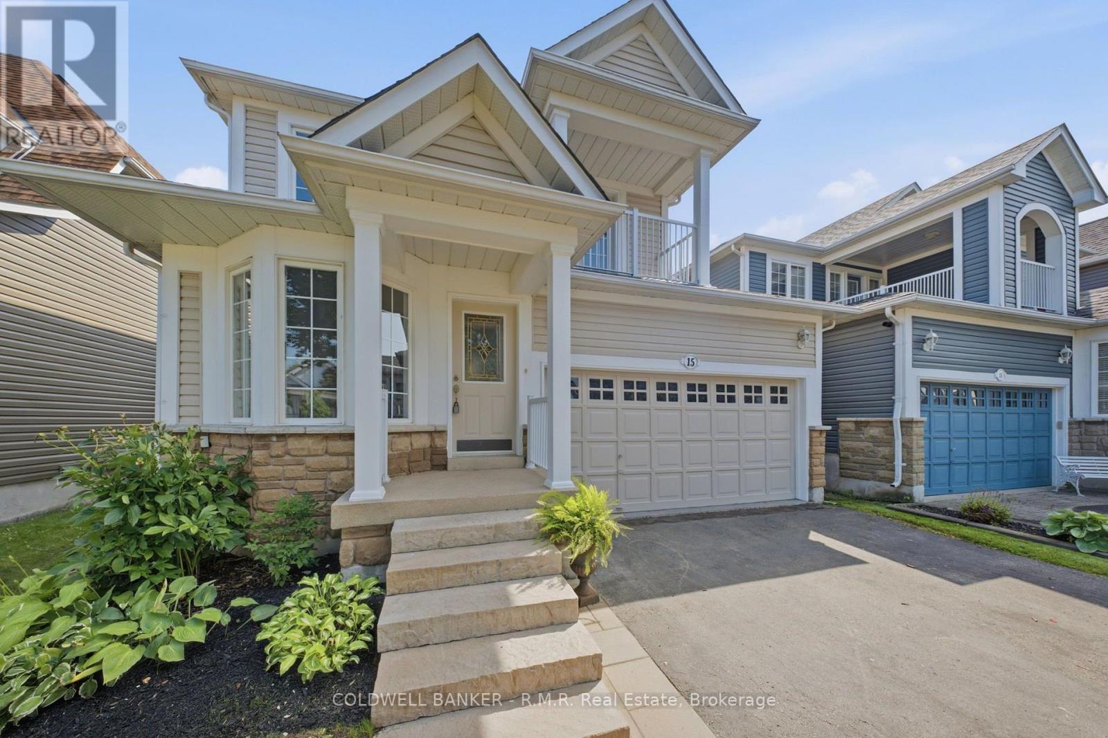 15 Schooner Lane, Clarington (Newcastle), Ontario  L1B 1N5 - Photo 2 - E13666458
