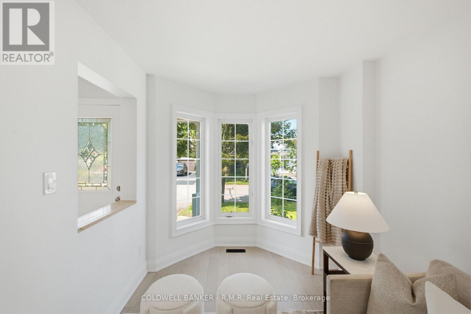 15 Schooner Lane, Clarington (Newcastle), Ontario  L1B 1N5 - Photo 4 - E13666458