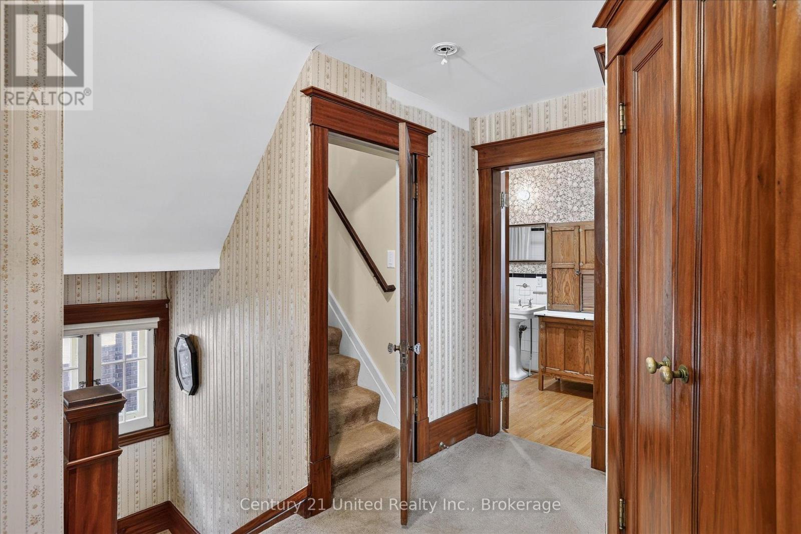498 Weller Street, Peterborough (Town Ward 3), Ontario  K9H 2N6 - Photo 18 - X13666424