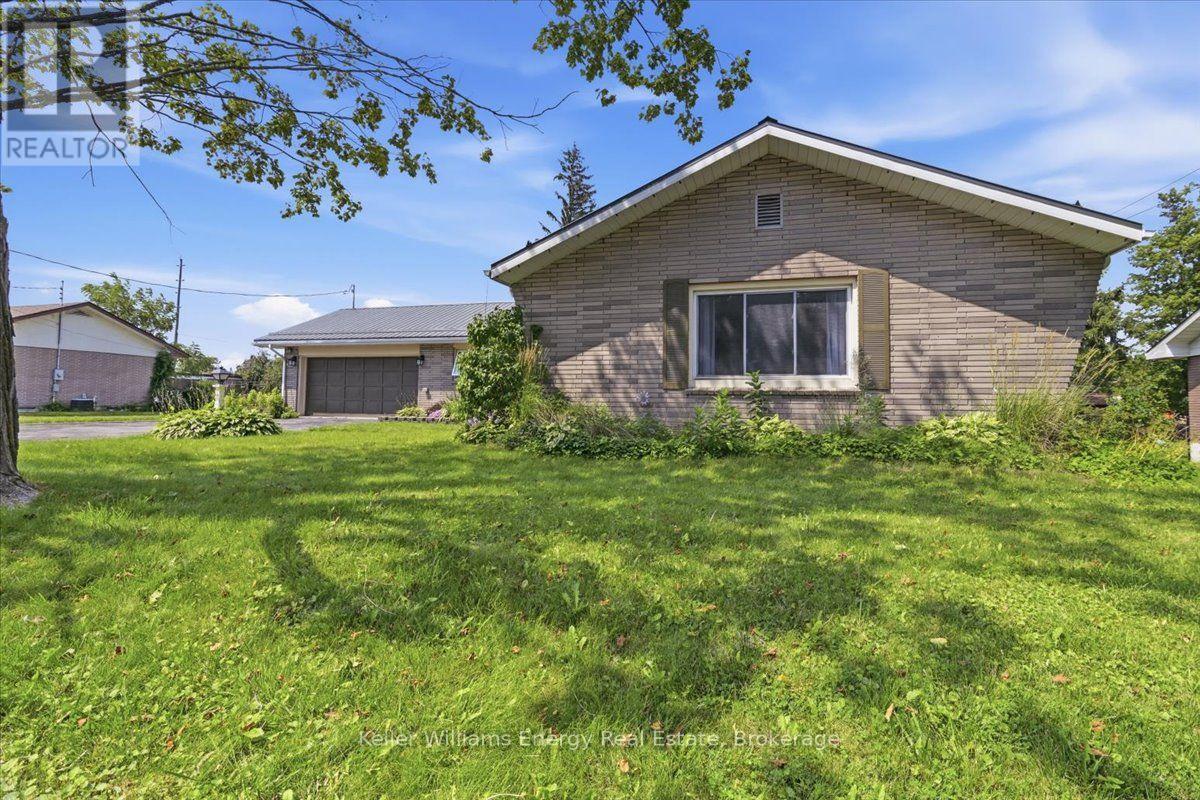 778 Hewitt Drive, Peterborough (Monaghan Ward 2), Ontario  K9K 2K1 - Photo 3 - X13666456