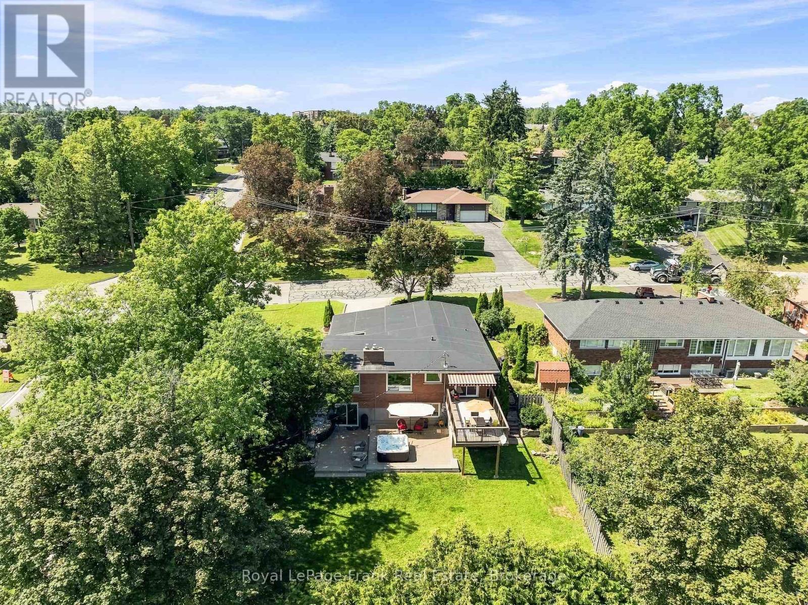2 Crestwood Avenue, Peterborough (Monaghan Ward 2), Ontario  K9J 1M8 - Photo 39 - X13667614