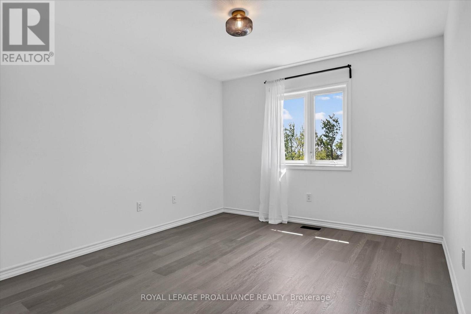 138 Village Crescent, Peterborough (Otonabee Ward 1), Ontario  K9J 0A9 - Photo 17 - X13668174