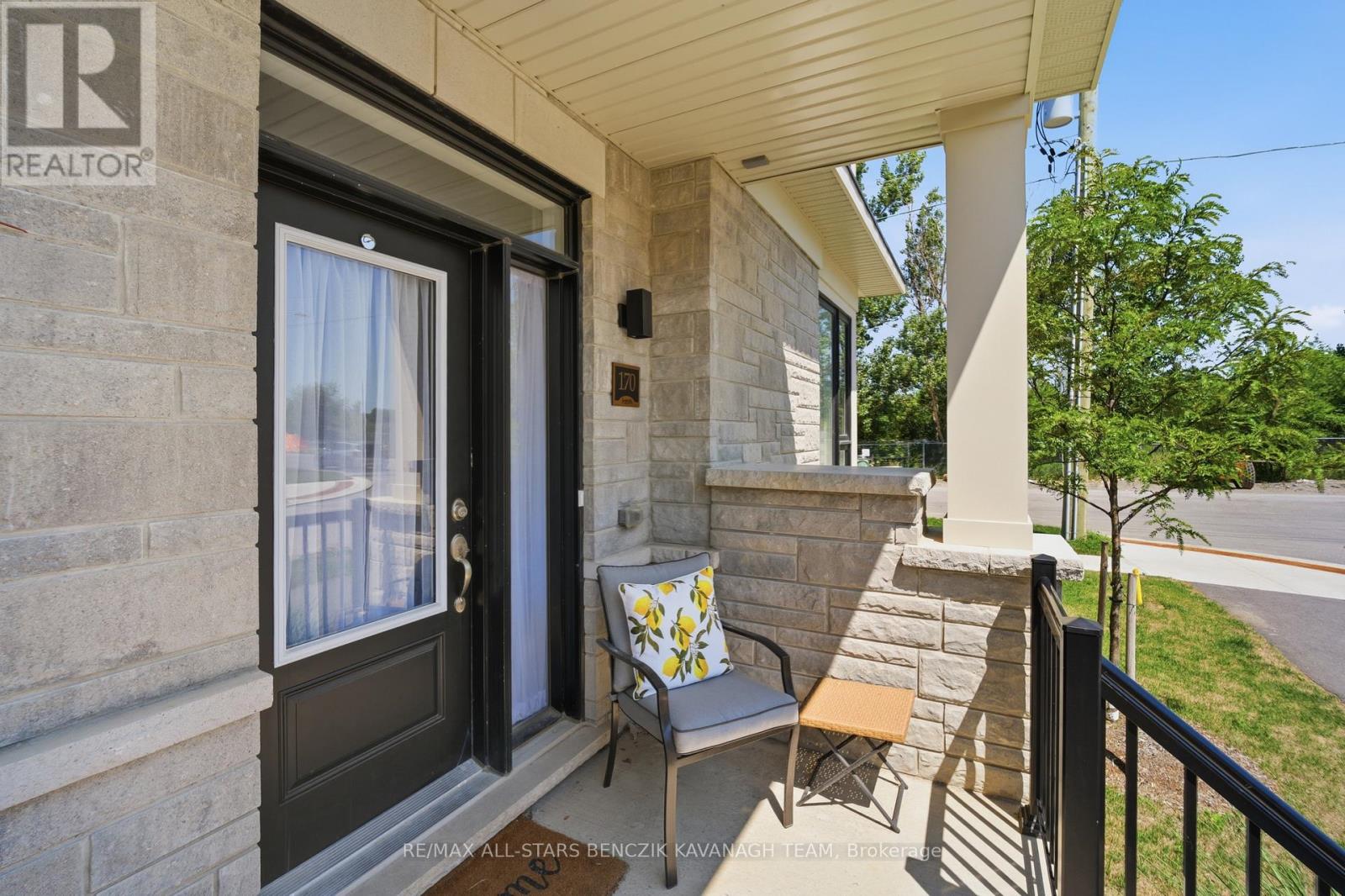 170 Alcorn Drive, Kawartha Lakes (Lindsay), Ontario  K9V 0T2 - Photo 3 - X13668346
