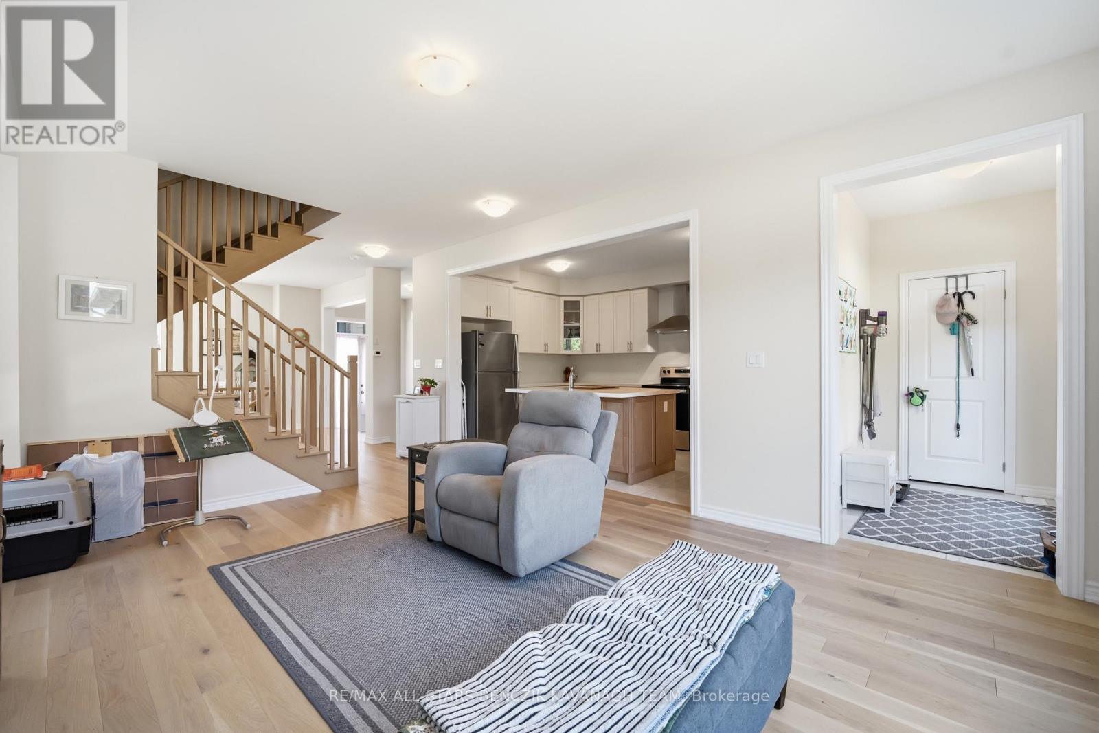 170 Alcorn Drive, Kawartha Lakes (Lindsay), Ontario  K9V 0T2 - Photo 8 - X13668346