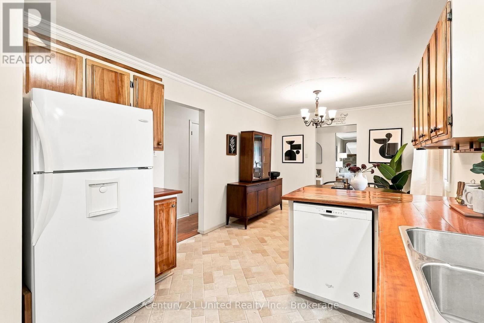 1563 Selwyn Road, Selwyn, Ontario  K9J 6X5 - Photo 19 - X13668558