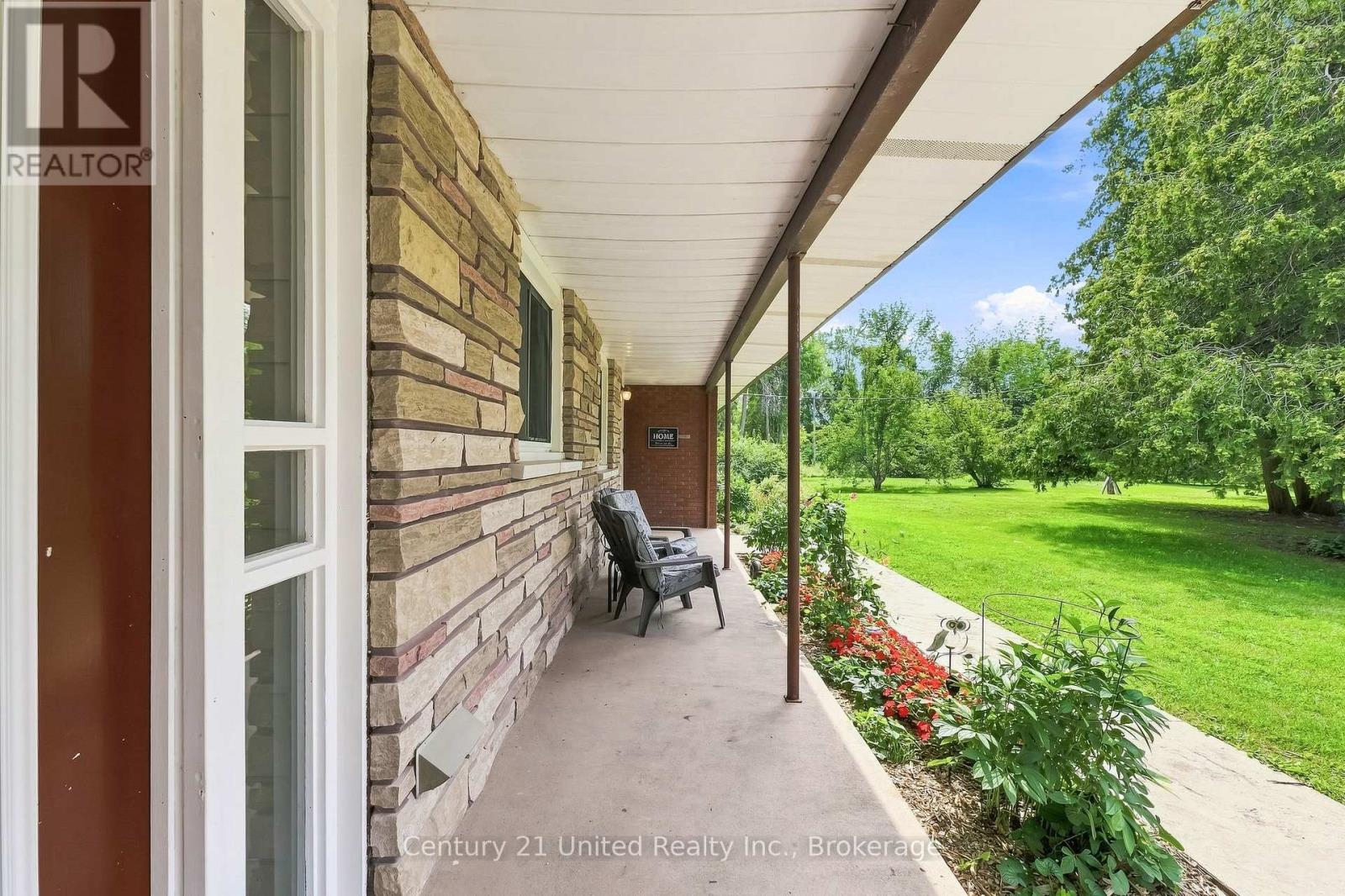 1563 Selwyn Road, Selwyn, Ontario  K9J 6X5 - Photo 5 - X13668558