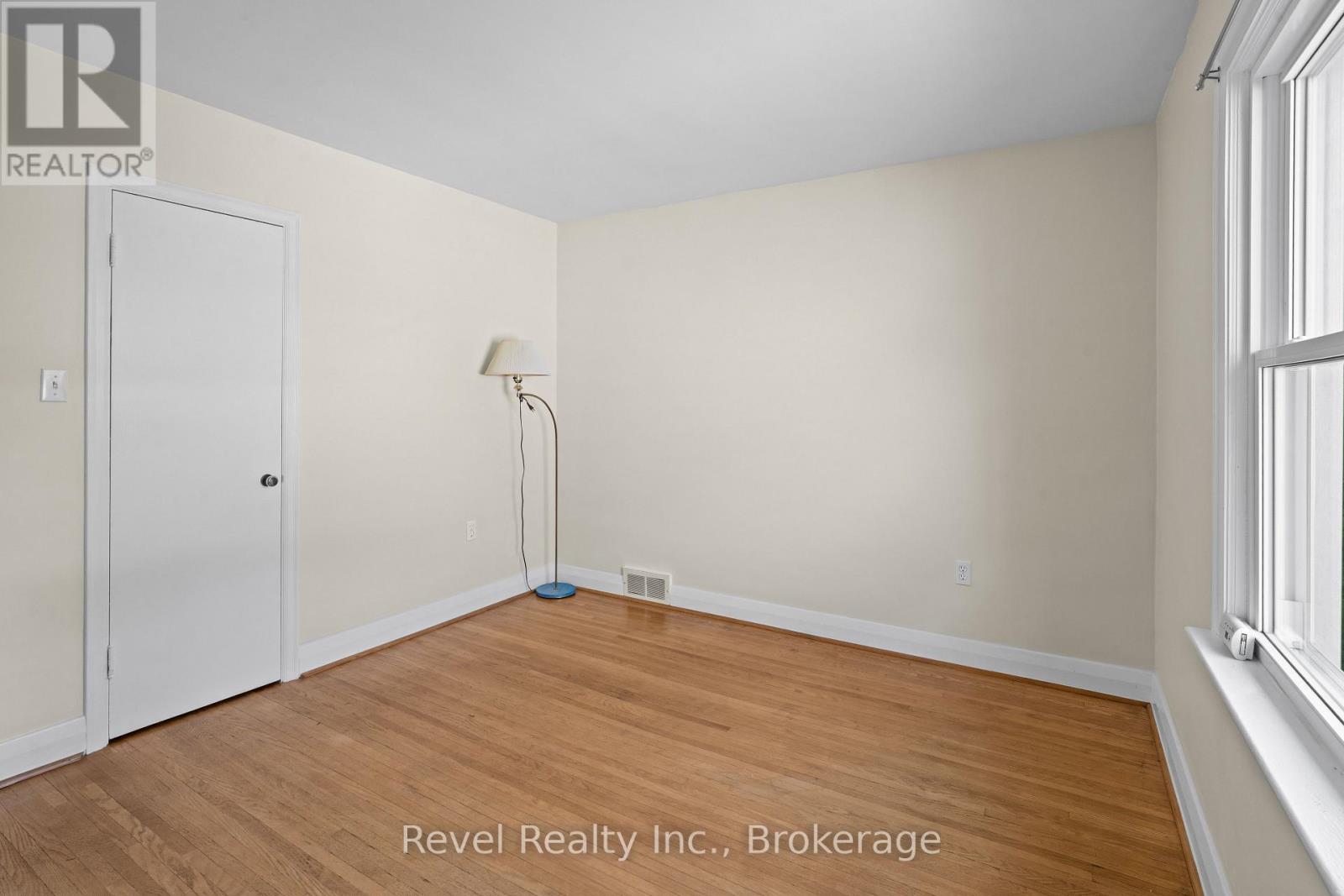 51 Cobbledick Street, Clarington (Orono), Ontario  L1B 1L9 - Photo 13 - E13669900