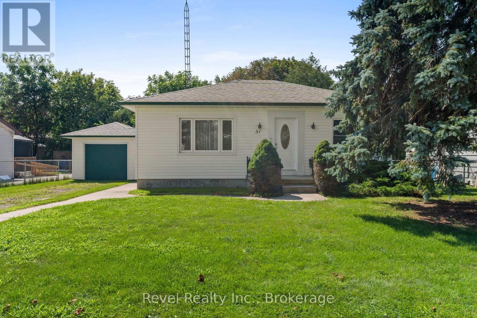 51 Cobbledick Street, Clarington (Orono), Ontario  L1B 1L9 - Photo 34 - E13669900