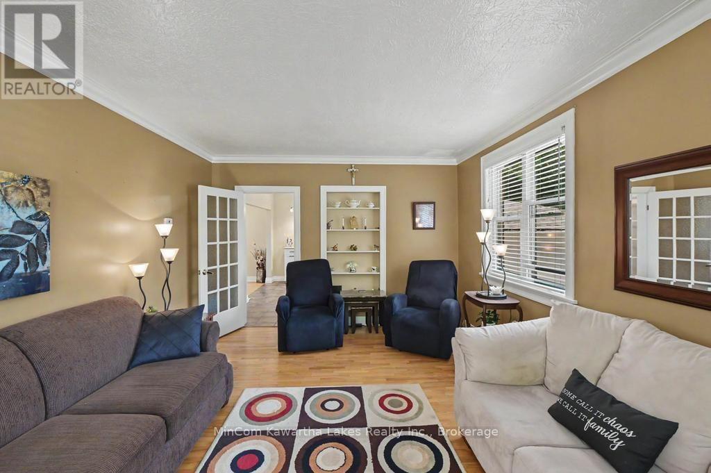 263 Bennet Street, Peterborough (Northcrest Ward 5), Ontario  K9H 5B8 - Photo 16 - X13670256