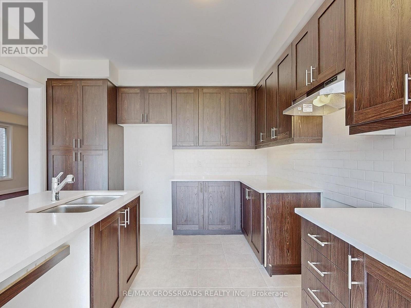 219 O'neil Street, Peterborough (Monaghan Ward 2), Ontario  K9K 0H7 - Photo 11 - X13670582
