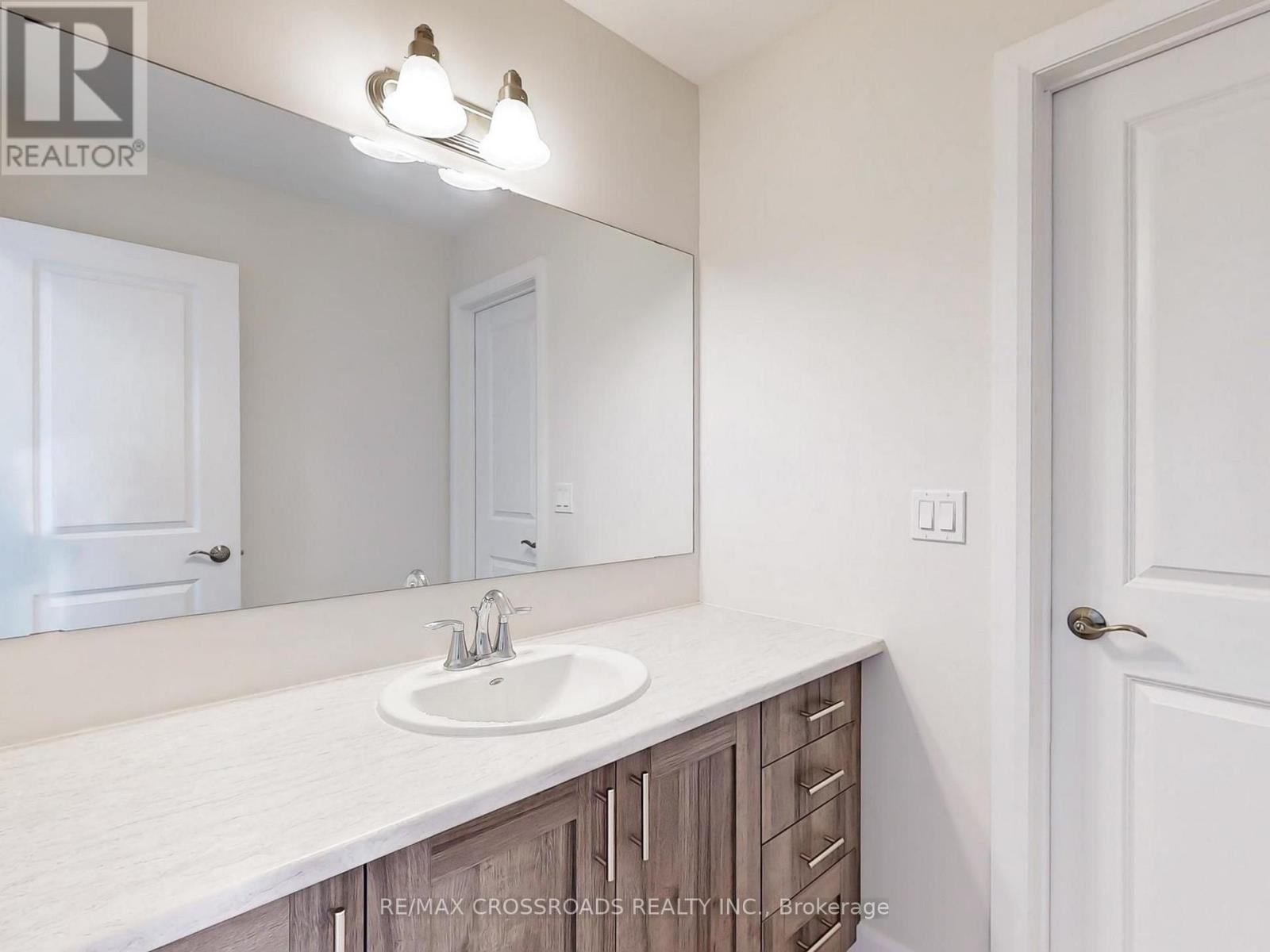 219 O'neil Street, Peterborough (Monaghan Ward 2), Ontario  K9K 0H7 - Photo 45 - X13670582