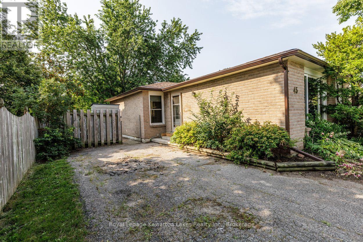 45 Sinclair Street, Kawartha Lakes (Lindsay), Ontario  K9V 5L6 - Photo 12 - X13670720