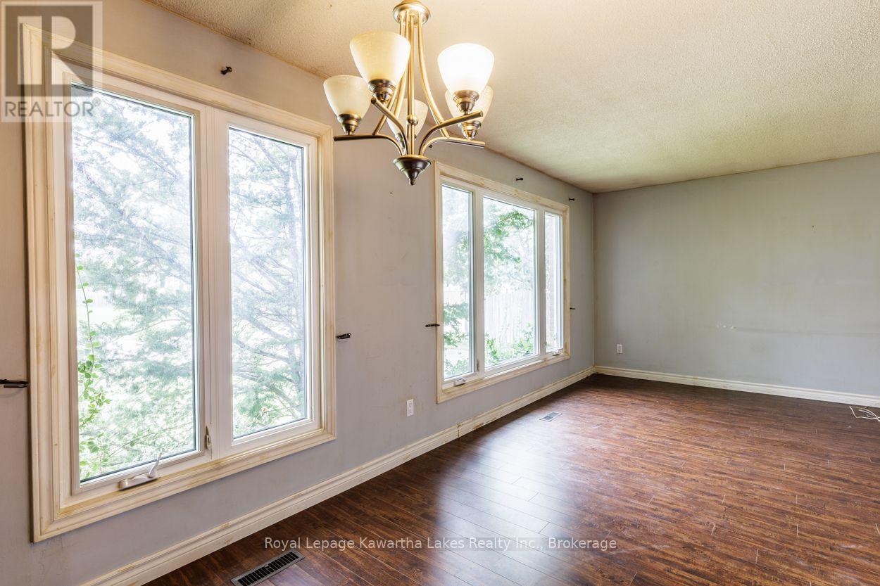 45 Sinclair Street, Kawartha Lakes (Lindsay), Ontario  K9V 5L6 - Photo 20 - X13670720