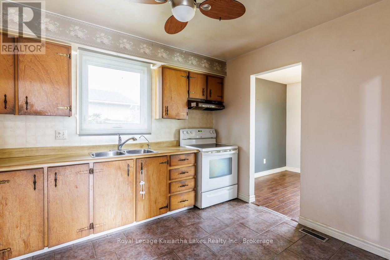 45 Sinclair Street, Kawartha Lakes (Lindsay), Ontario  K9V 5L6 - Photo 23 - X13670720