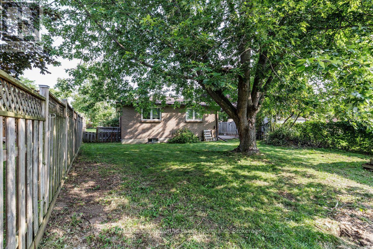 45 Sinclair Street, Kawartha Lakes (Lindsay), Ontario  K9V 5L6 - Photo 8 - X13670720