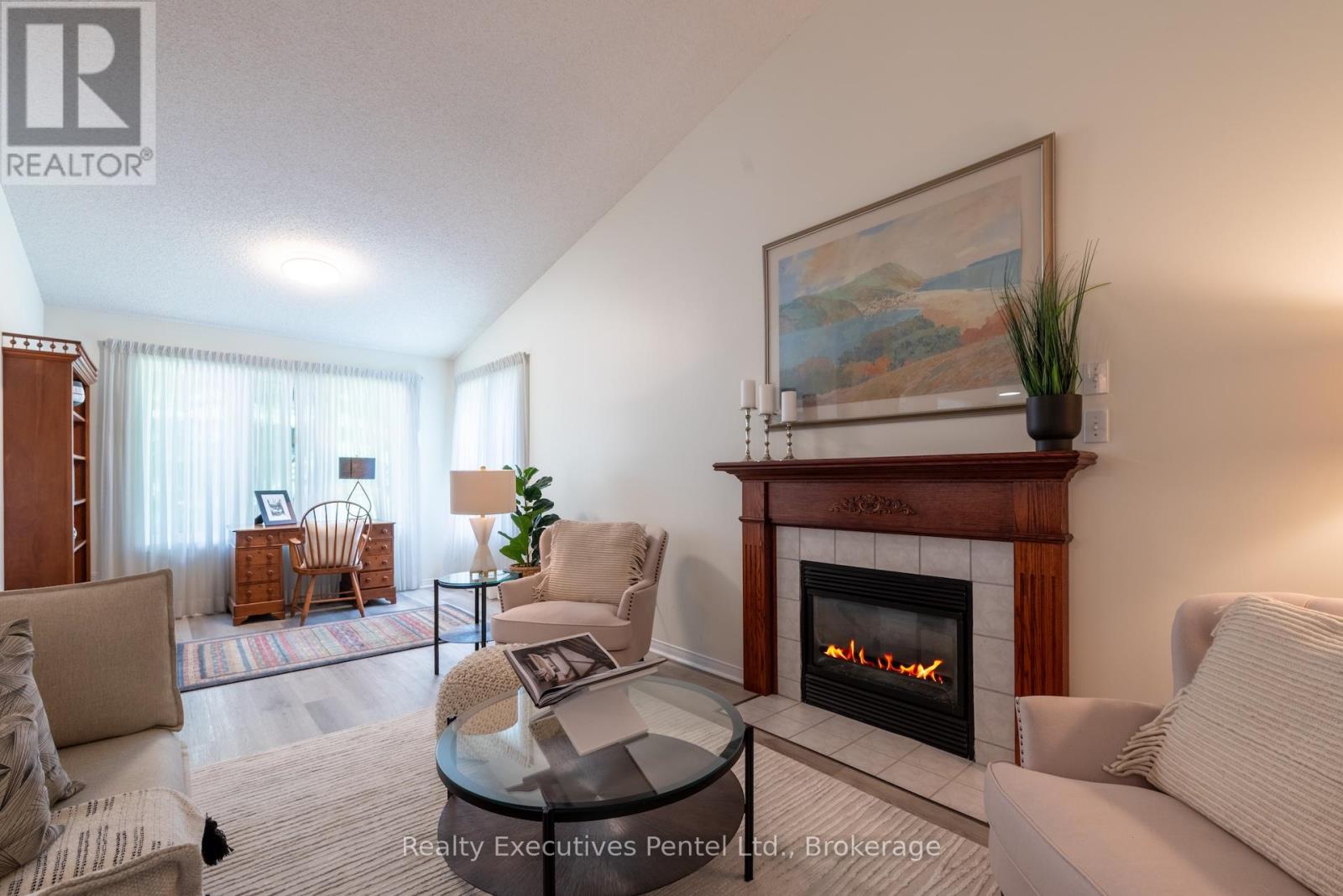 1 Cliff Drive, Clarington (Newcastle), Ontario  L1B 1P2 - Photo 12 - E13671092