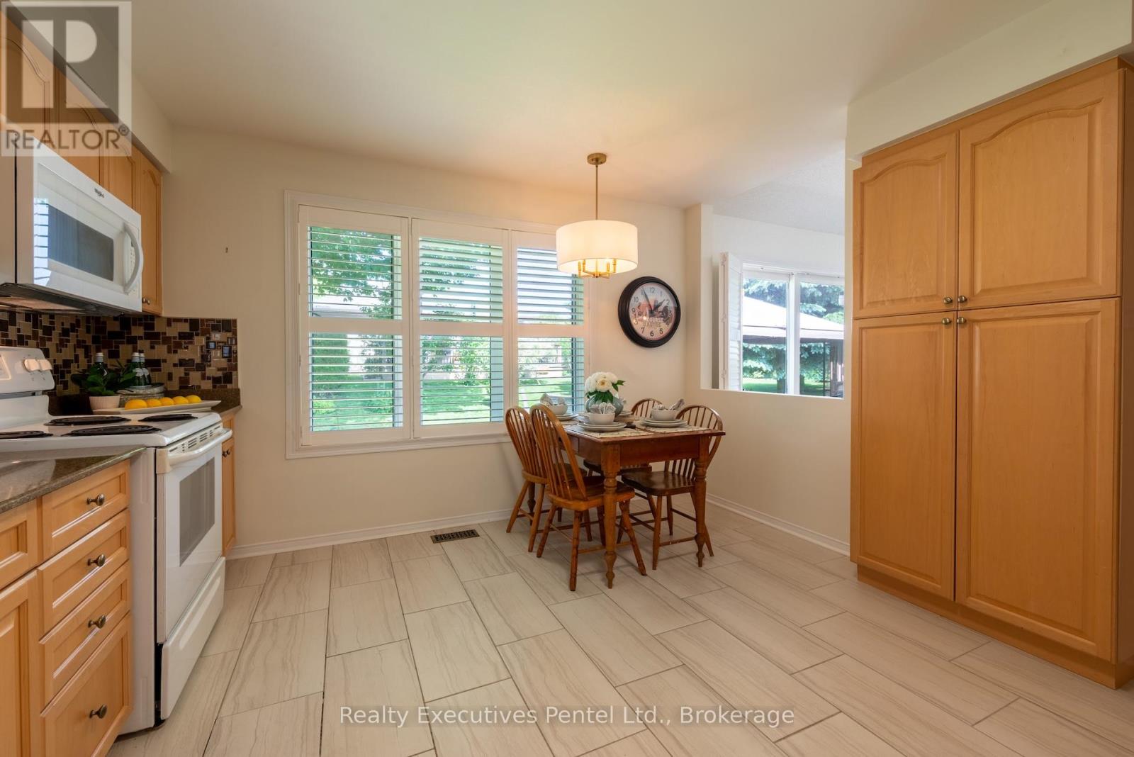 1 Cliff Drive, Clarington (Newcastle), Ontario  L1B 1P2 - Photo 25 - E13671092