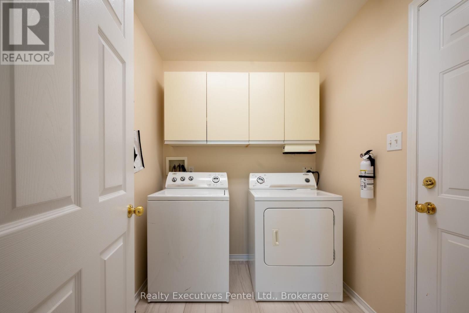 1 Cliff Drive, Clarington (Newcastle), Ontario  L1B 1P2 - Photo 27 - E13671092