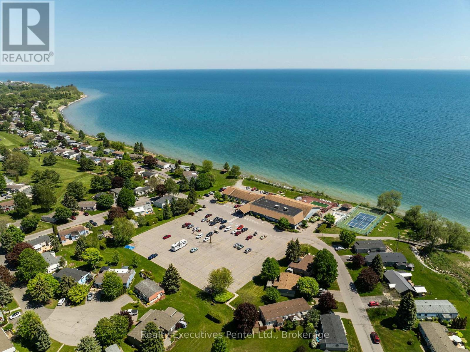 1 Cliff Drive, Clarington (Newcastle), Ontario  L1B 1P2 - Photo 40 - E13671092