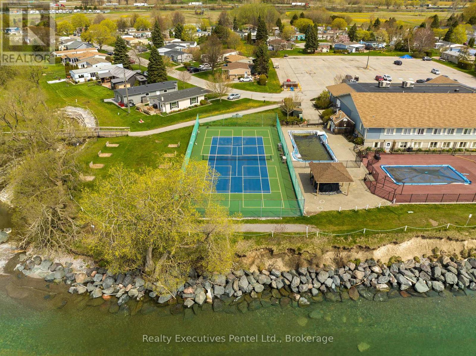 1 Cliff Drive, Clarington (Newcastle), Ontario  L1B 1P2 - Photo 42 - E13671092