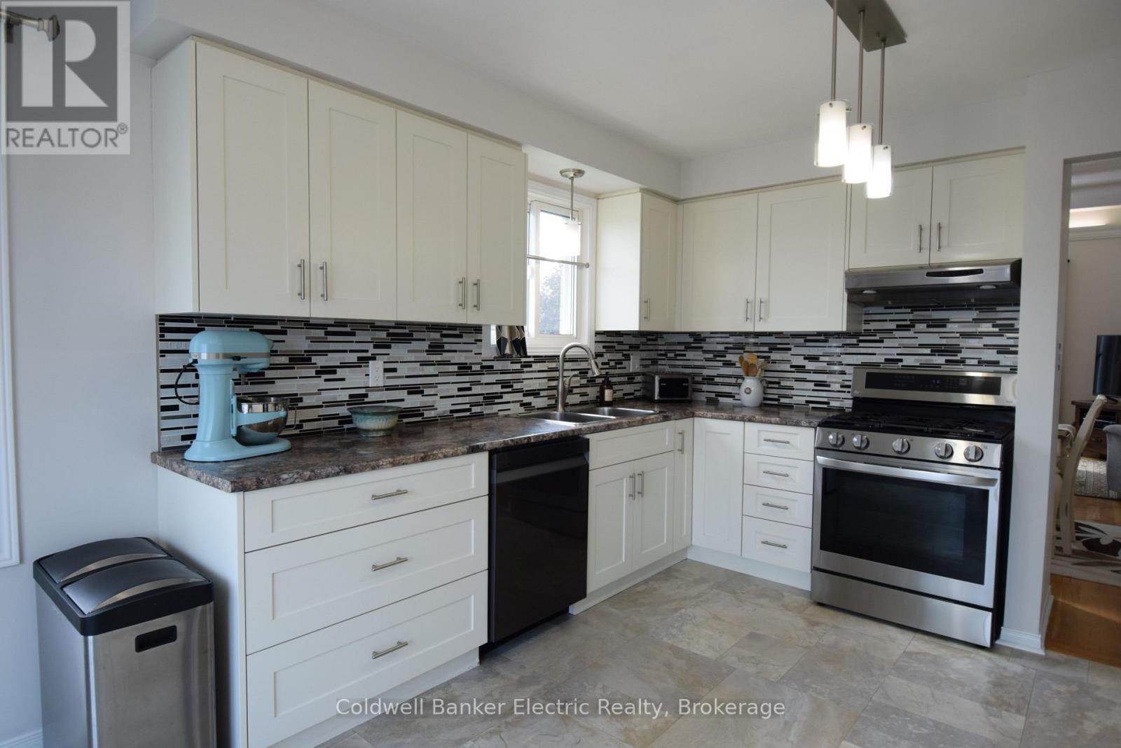 1338 Wildlark Drive, Peterborough (Monaghan Ward 2), Ontario  K9K 2J4 - Photo 16 - X13671780