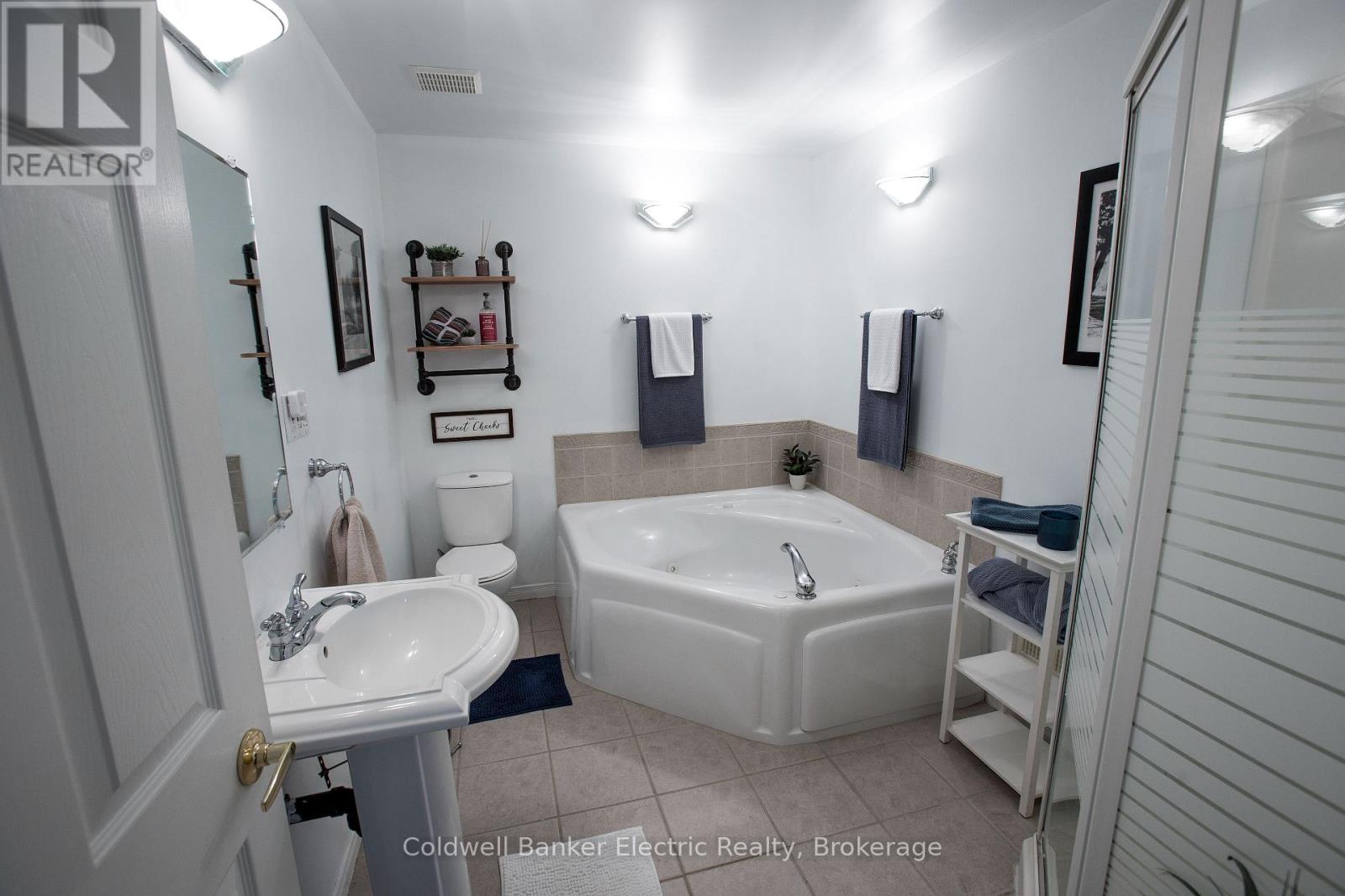 1338 Wildlark Drive, Peterborough (Monaghan Ward 2), Ontario  K9K 2J4 - Photo 43 - X13671780