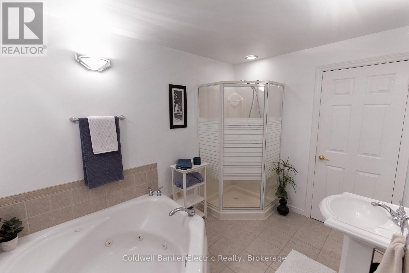 1338 Wildlark Drive, Peterborough (Monaghan Ward 2), Ontario  K9K 2J4 - Photo 44 - X13671780