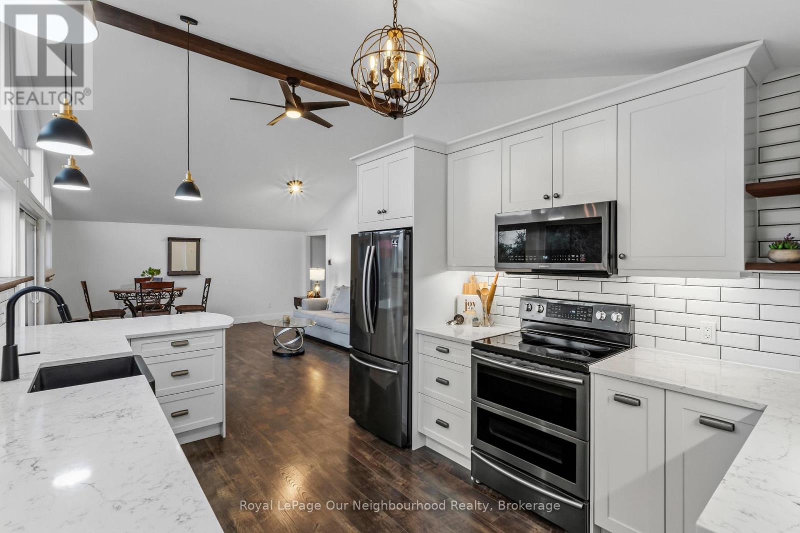 445 Pengelley Drive, Otonabee-South Monaghan, Ontario  K0L 1B0 - Photo 3 - X13672026