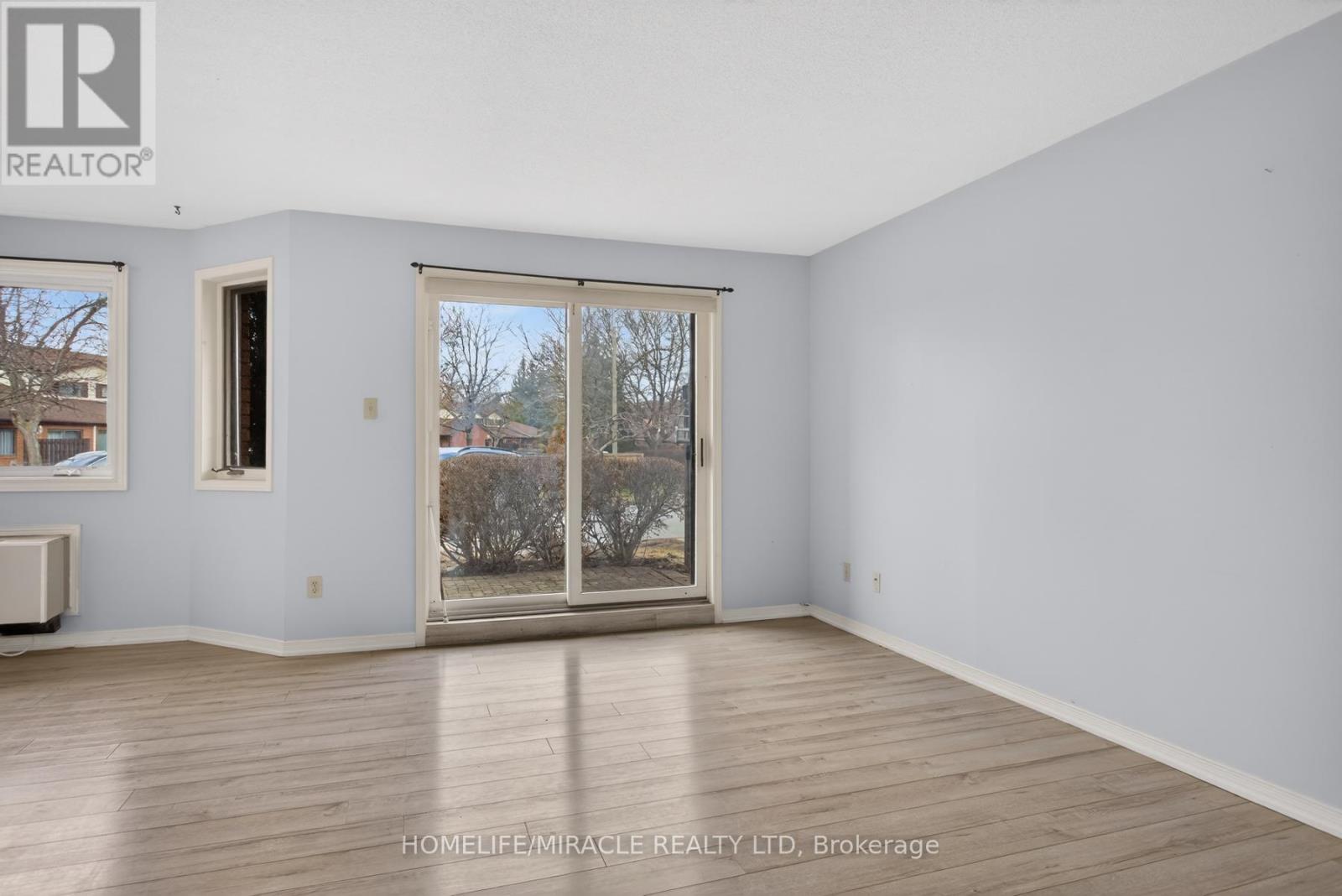 32 - 36 Champlain Crescent, Peterborough (Northcrest Ward 5), Ontario  K9L 1T1 - Photo 13 - X13671878