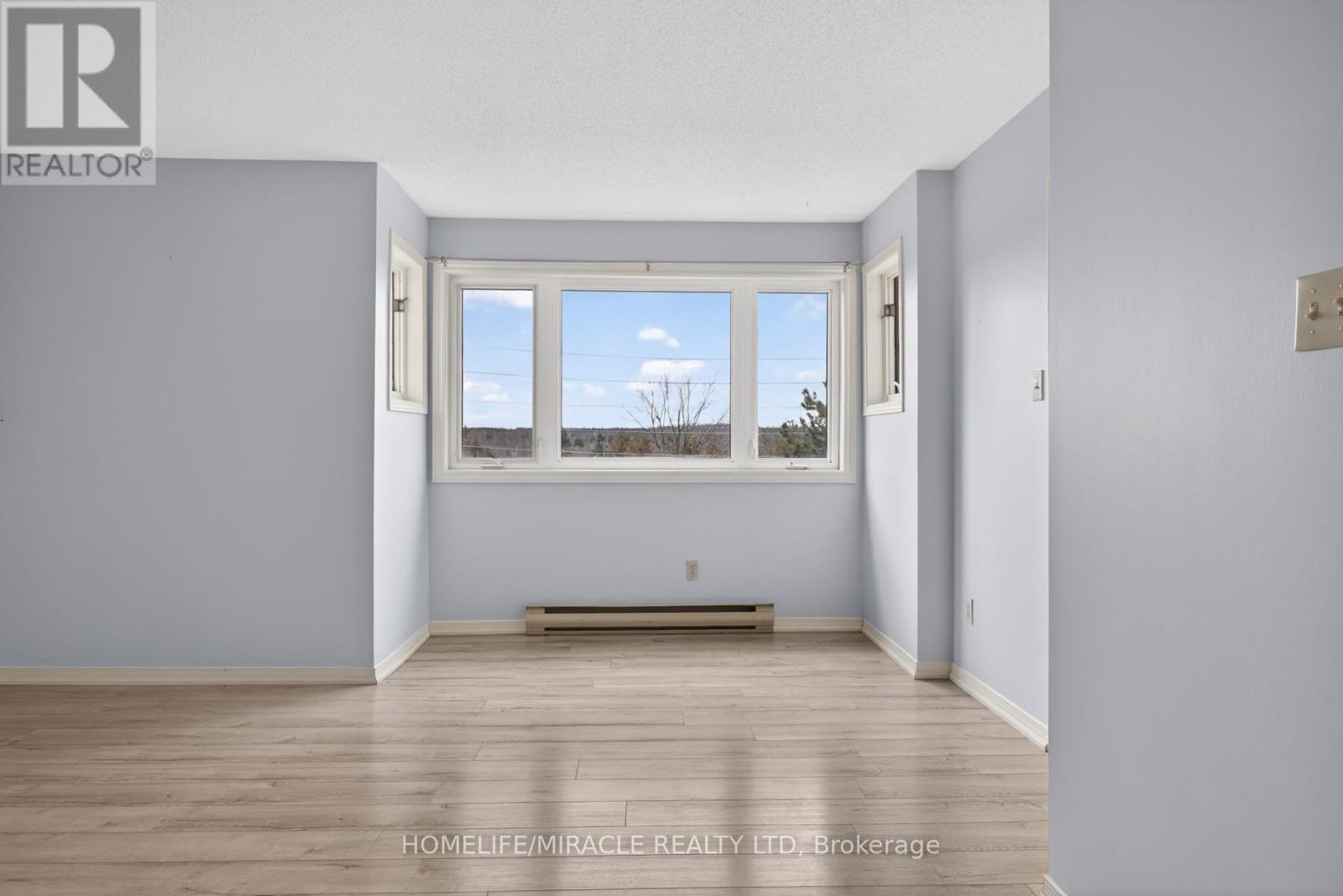 32 - 36 Champlain Crescent, Peterborough (Northcrest Ward 5), Ontario  K9L 1T1 - Photo 20 - X13671878